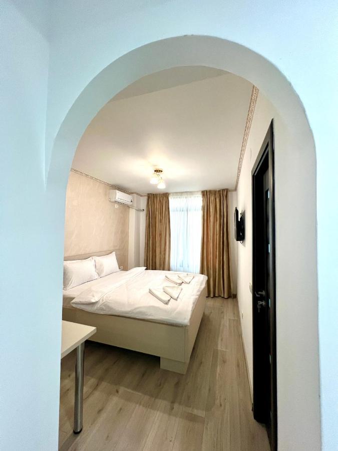 Hotel Marina 2 بوخارست المظهر الخارجي الصورة