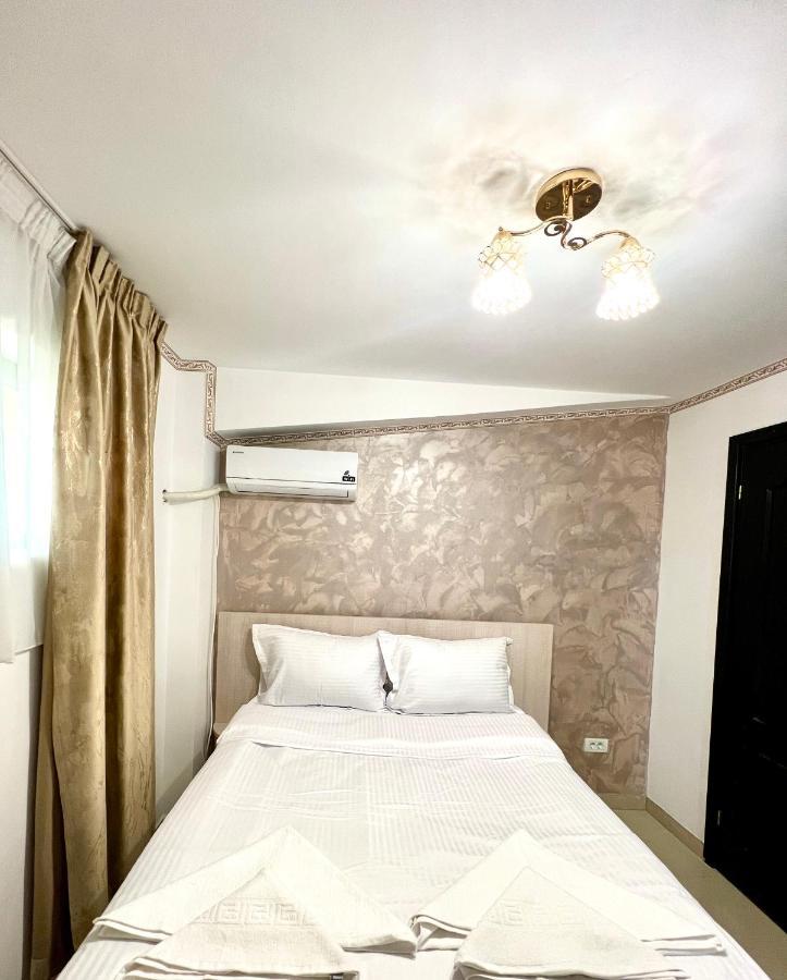 Hotel Marina 2 بوخارست المظهر الخارجي الصورة