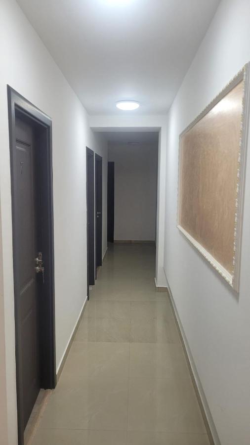 Hotel Marina 2 بوخارست المظهر الخارجي الصورة